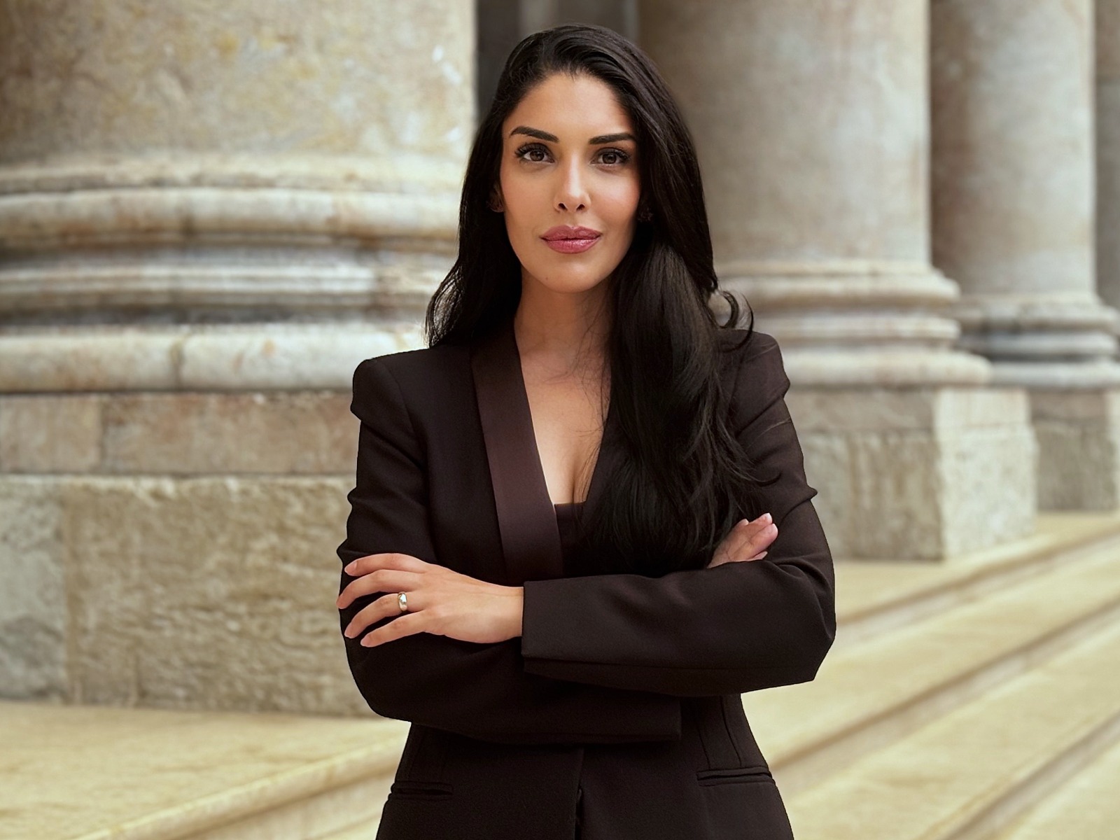 María Emilia González, référente droit du travail et médiation chez JURISWISS à Genève